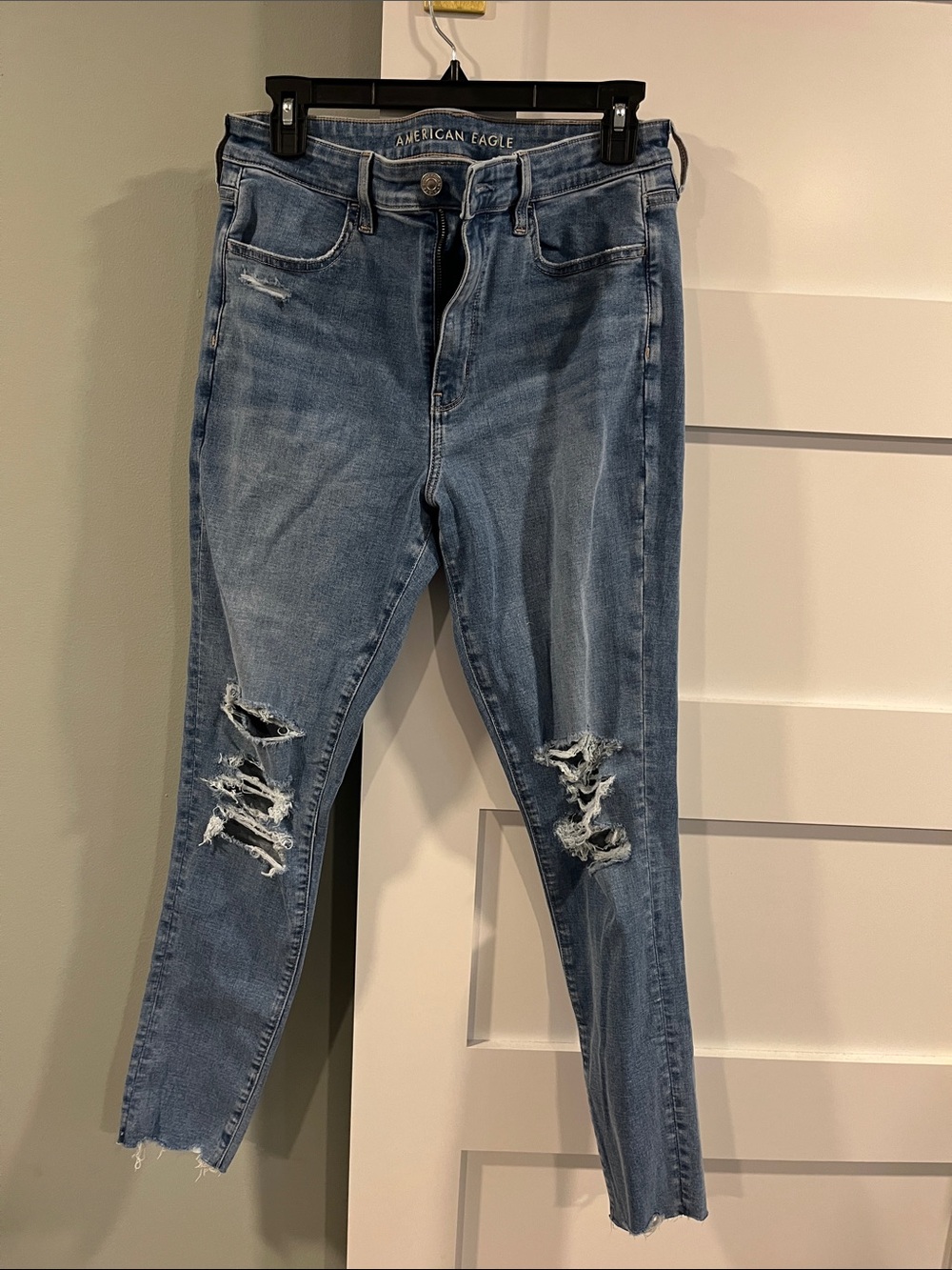 American Eagle Outfitters Medium Blue Ripped Skinny Jeans